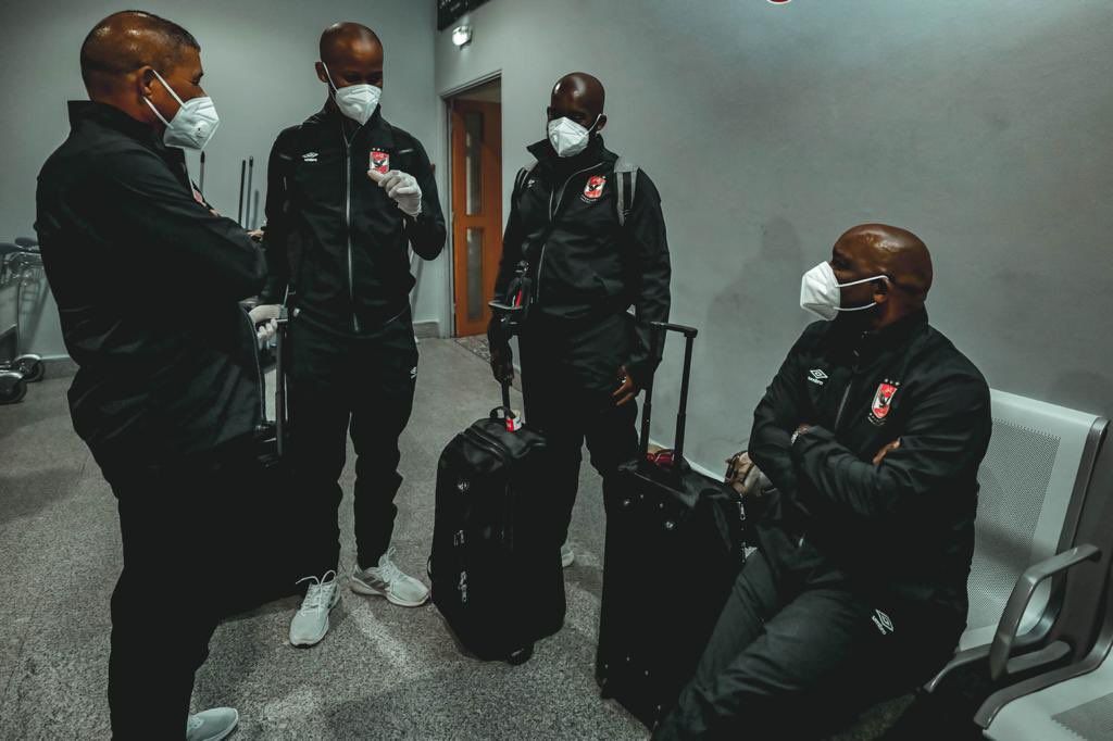 موسيماني رفقة معاونيه