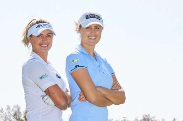 إيمي بولدن وكاميلا لينارث