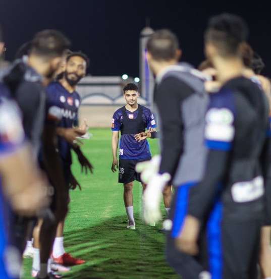 من استقبال اللاعب