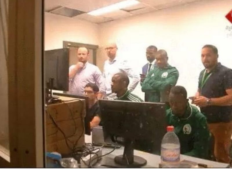 سيكازوي في غرفة الفار