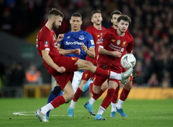ليفربول وإيفرتون