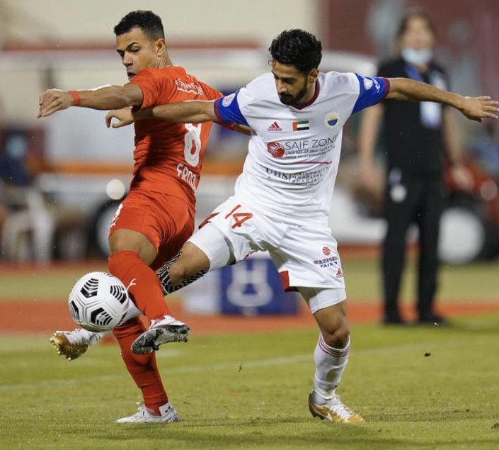 من مباراة الشارقة والفجيرة