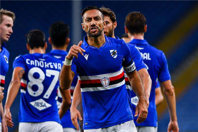 فرحة اللاعب كوالياريلا