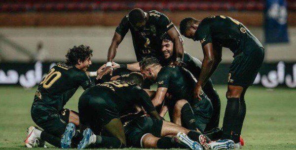 فرحة لاعبي الأهلي