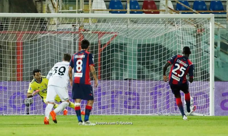 ?i=reuters%2f2020-10-17%2f2020-10-17t190118z_662393937_up1egah1gu6v5_rtrmadp_3_soccer-italy-cro-juv-report_reuters