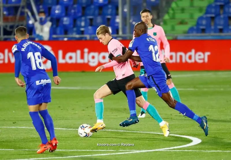 ?i=reuters%2f2020-10-17%2f2020-10-17t190453z_1250975850_up1egah1h05va_rtrmadp_3_soccer-spain-get-fcb-report_reuters