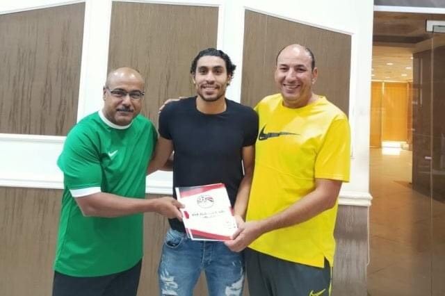 عمرو مرعي مع مسؤولي الطلائع