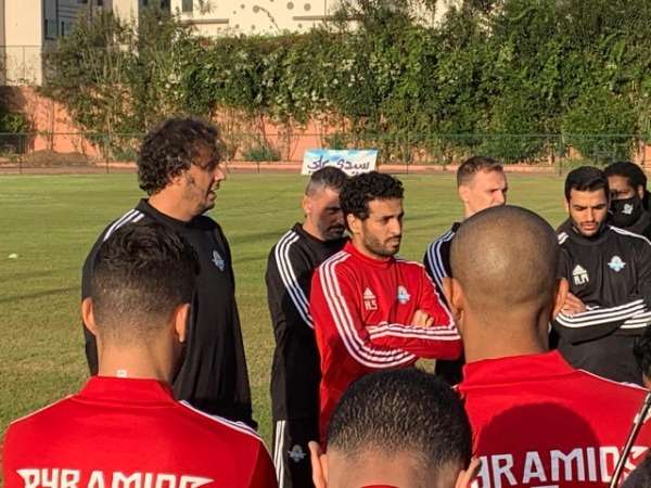 لاعبو بيراميدز