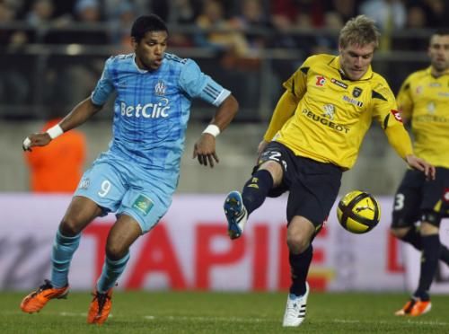 2011-02-122011-02-12t183854z_01_vak04_rtridsp_3_soccer-france_reuters