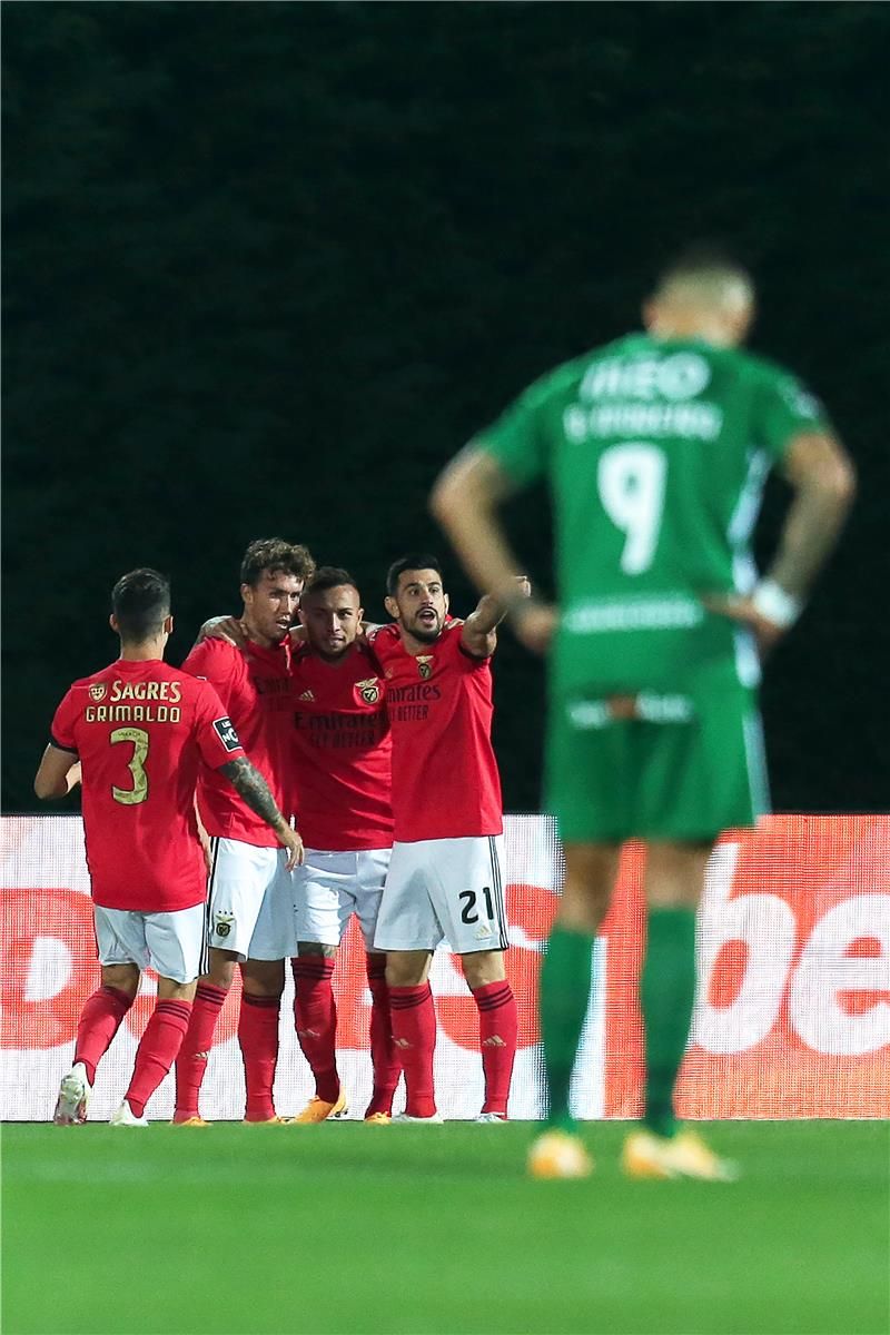 لاعبو بنفيكا 