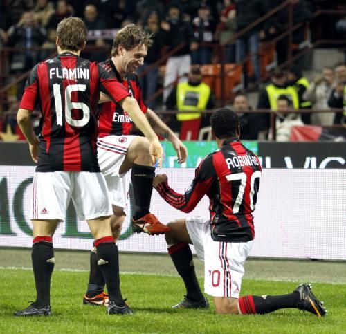 2011-02-122011-02-12t185509z_01_gsp10_rtridsp_3_soccer-italy_reuters