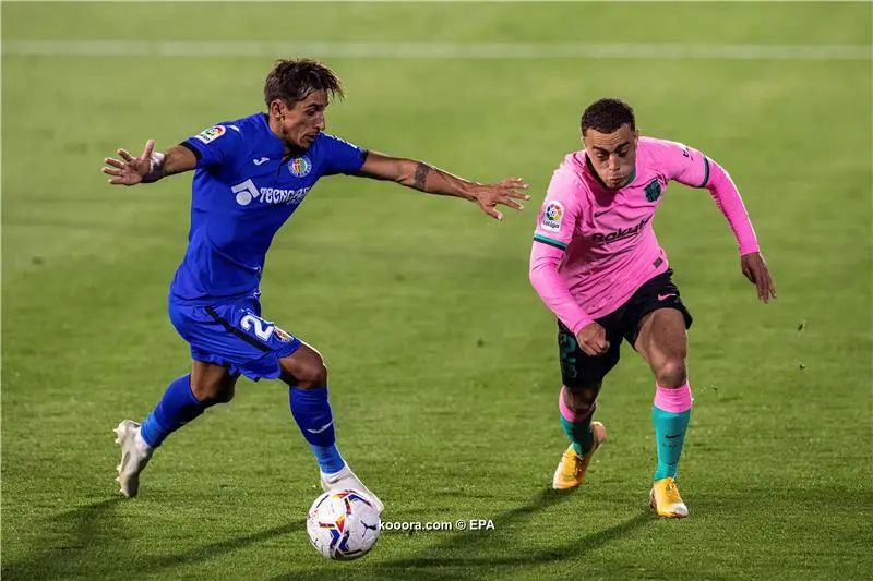 ?i=epa%2fsoccer%2f2020-10%2f2020-10-17%2f2020-10-17-08754083_epa