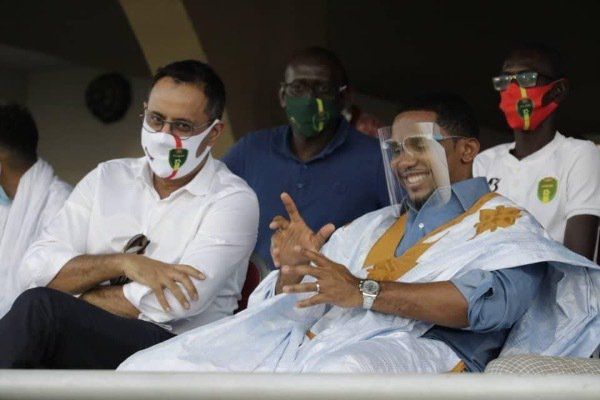 صامويل إيتو في المدرجات