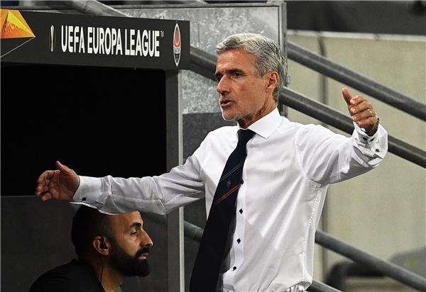 لويس كاسترو