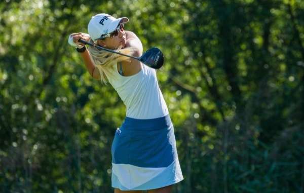 اللاعبة المغربية مها الحديوي 