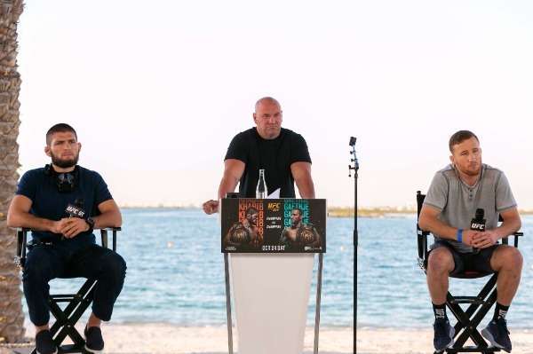 حبيب نورمحمدوف وجستن جايثجي