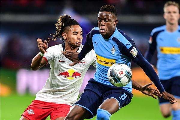 دينيس زكريا