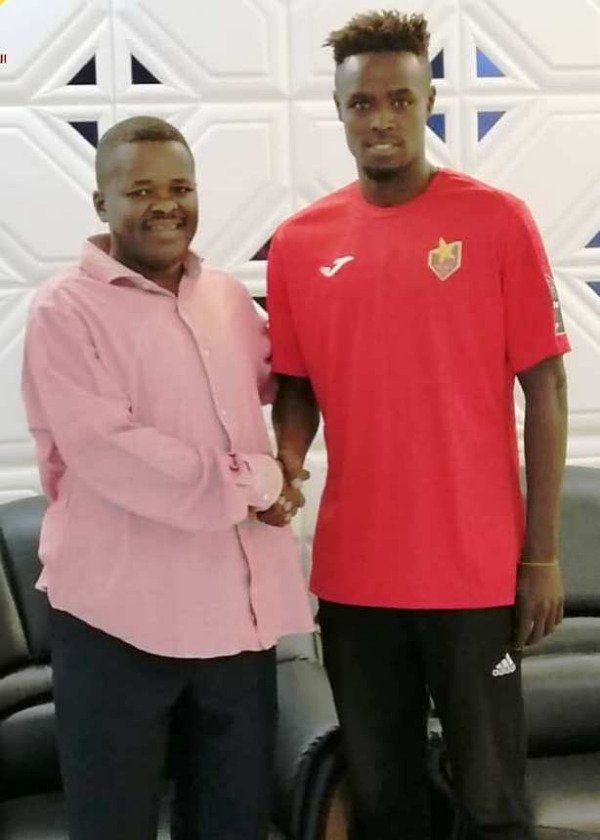 عباس بعد التوقيع