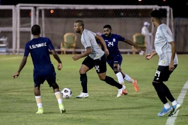 الشباب و السلمية