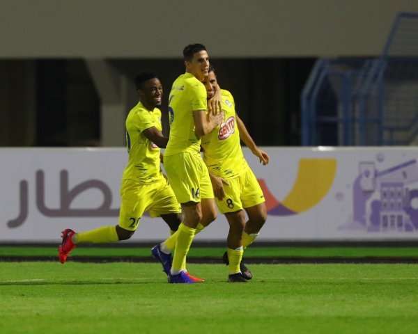 لاعبو العين 