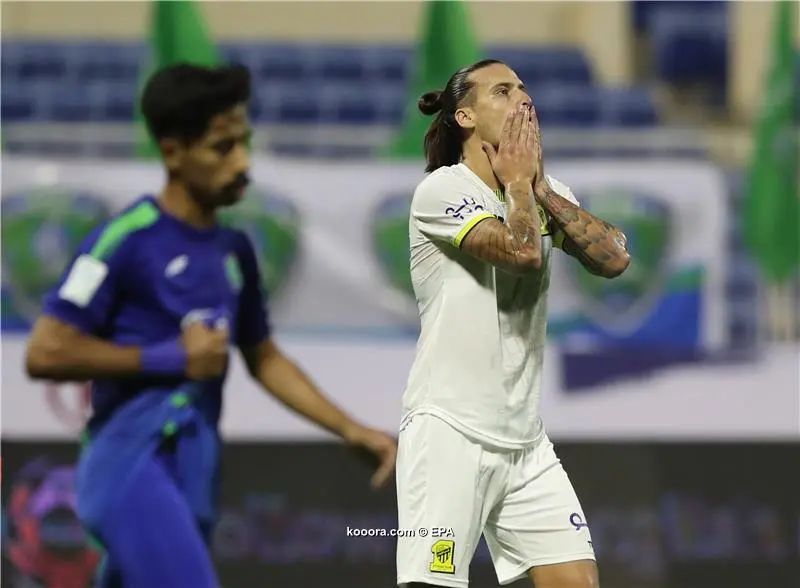 ?i=epa%2fsoccer%2f2020-10%2f2020-10-24%2f2020-10-24-08771214_epa