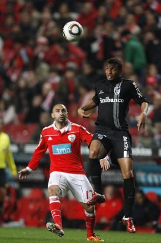 2011-02-132011-02-13t205508z_01_rfm07_rtridsp_3_soccer-europe-portugal_reuters