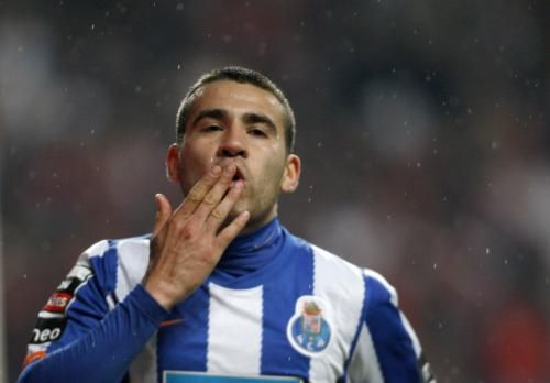 2011-02-132011-02-13t225106z_01_hgc06_rtridsp_3_soccer-portugal_reuters