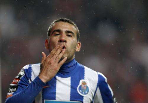 2011-02-132011-02-13t225106z_01_hgc06_rtridsp_3_soccer-portugal_reuters