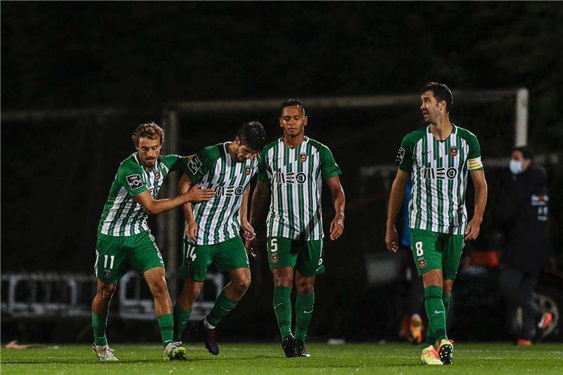 لاعبو ريو آفي