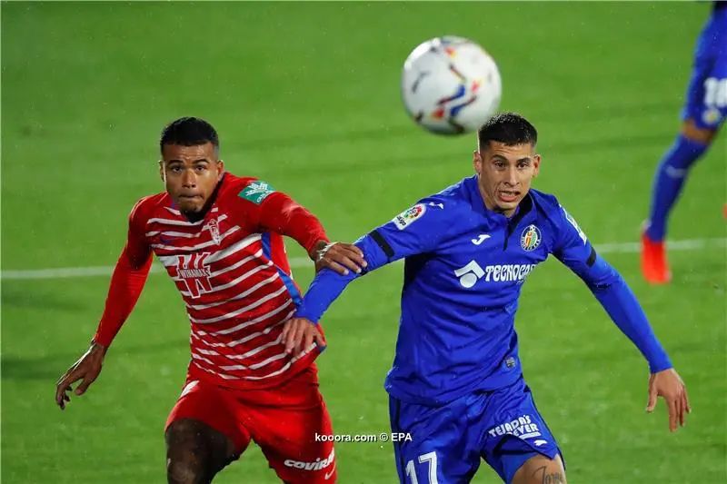 ?i=epa%2fsoccer%2f2020-10%2f2020-10-25%2f2020-10-25-08773489_epa