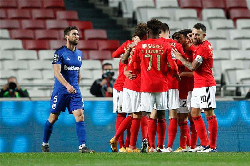 لاعبو بنفيكا 