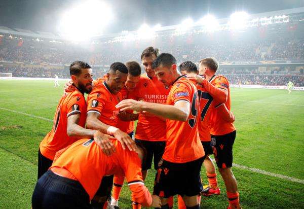 لاعبو إسطنبول باشاك شهير