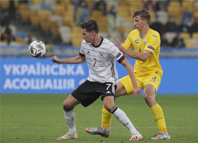 جوليان دراكسلر 