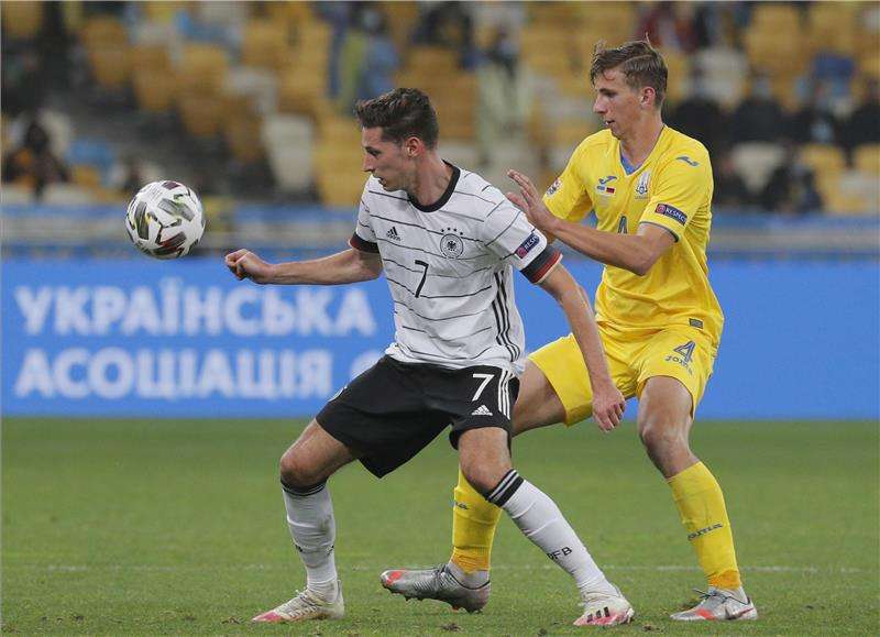 جوليان دراكسلر