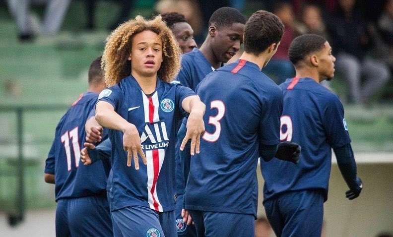 تشافي سيمونز