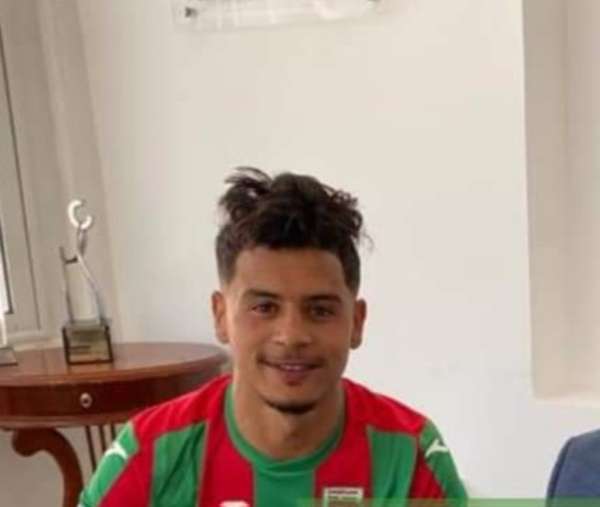 حسام الحباسي بزي الملعب التونسي