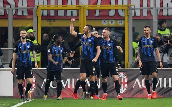 لاعبو إنتر ميلان