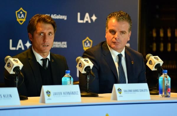 2020-01-23t221146z_1887625714_nocid_rtrmadp_3_mls-los-angeles-galaxy-javier-chicharito-hernandez-press-conference_reuters