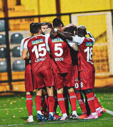 فرحة لاعبي فاتح جمرك