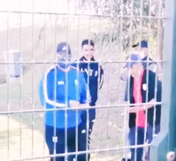 بنعلي مغادرًا النادي