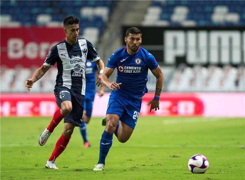 من لقاء مونتيري وكروز ازول