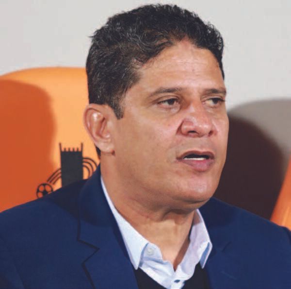 أيمن الرمادي