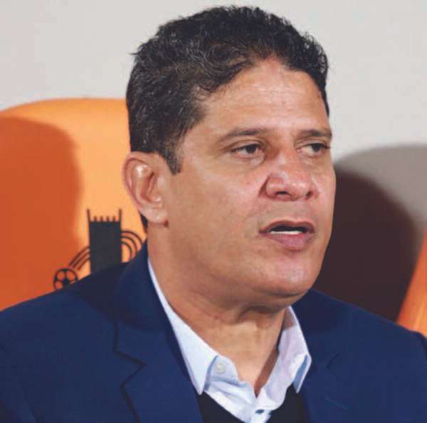 أيمن الرمادي