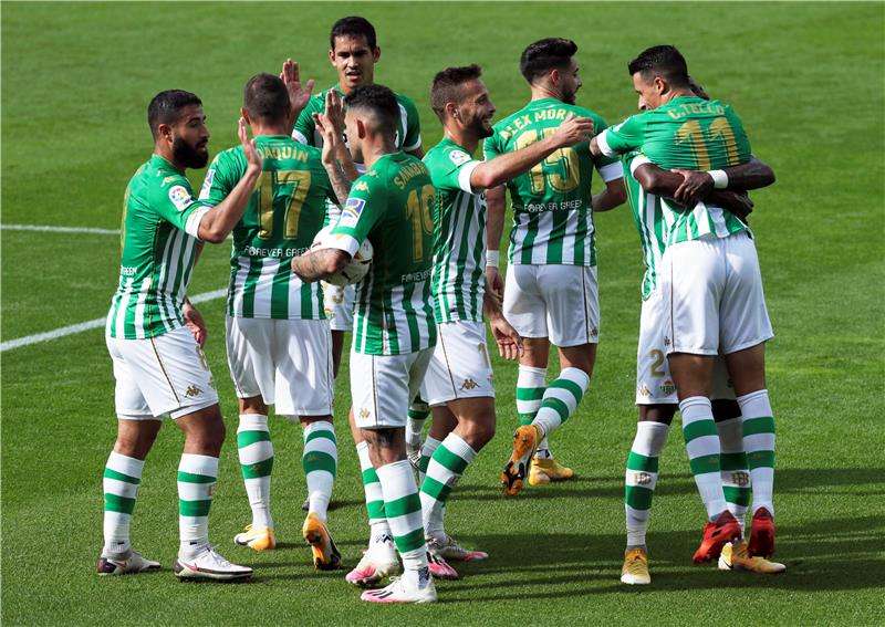 لاعبو ريال بيتيس 