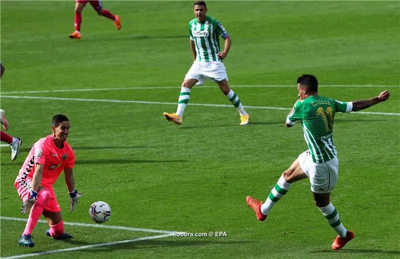 ?i=epa%2fsoccer%2f2020-11%2f2020-11-01%2f2020-11-01-08791009_epa