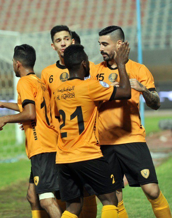 لاعبو القادسية 