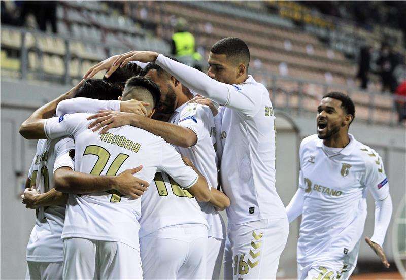 لاعبو سبورتنج براجا