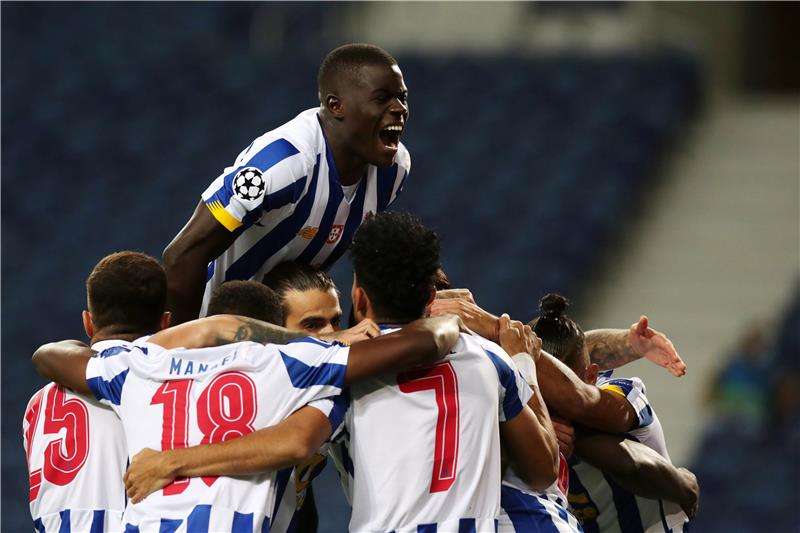 فرحة لاعبي بورتو