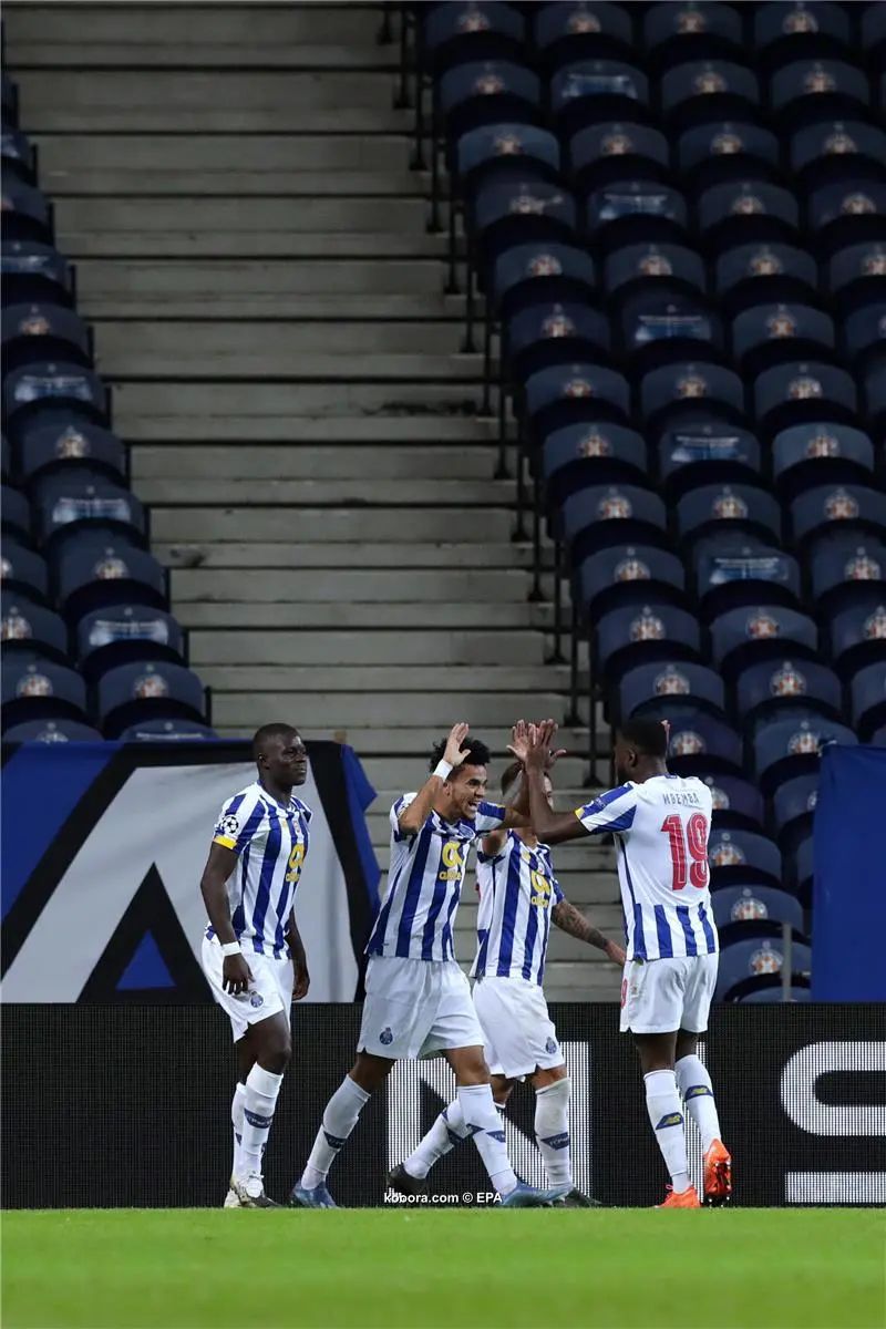 ?i=albums%2fmatches%2f2469189%2f2020-11-03-08797045_epa