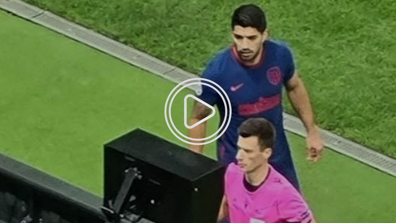 no comment suarez.00_02_22_14.still002